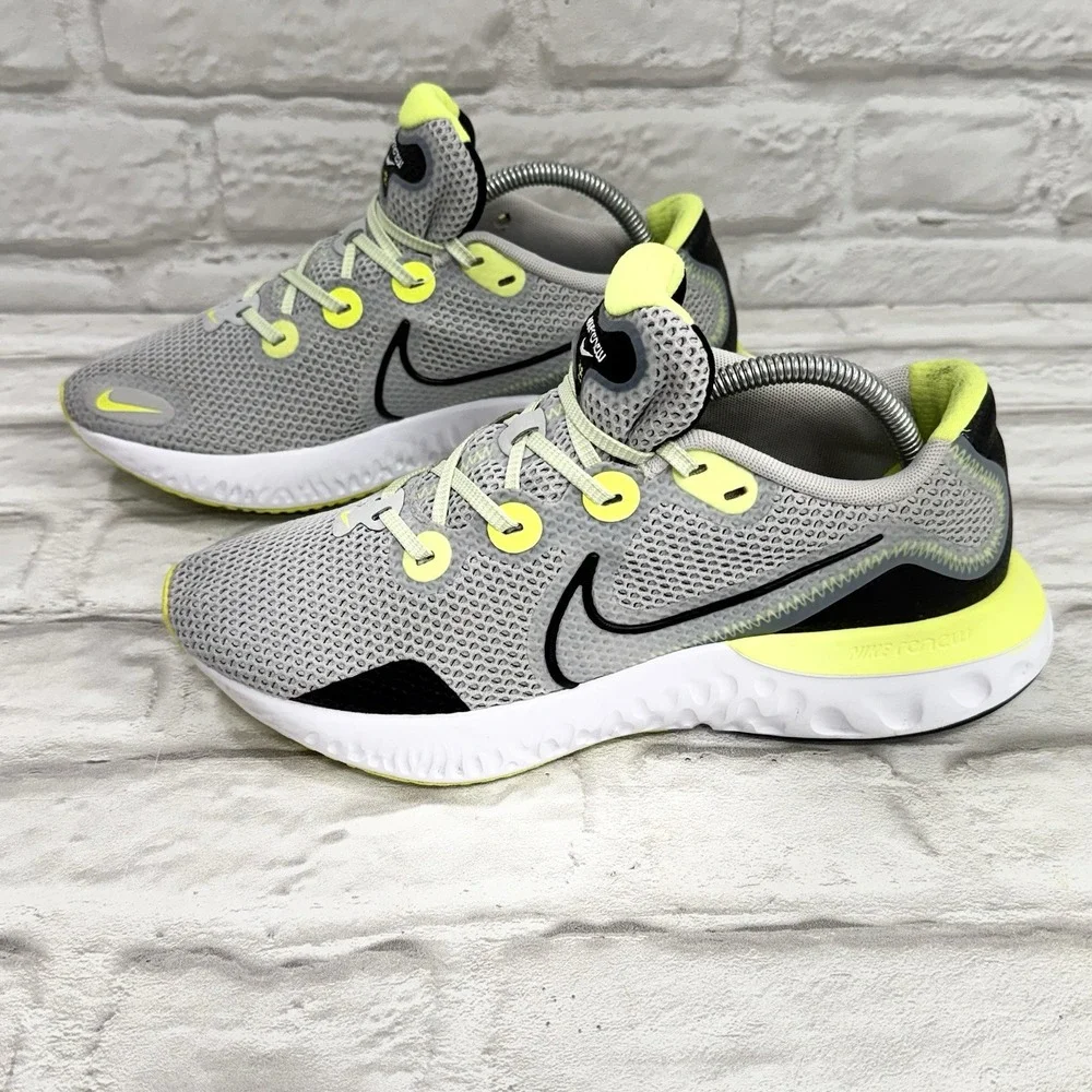 Nike Renew Run Shoes Mens Size 8.5 Grey Fog Volt Running Shoes Good Condition!